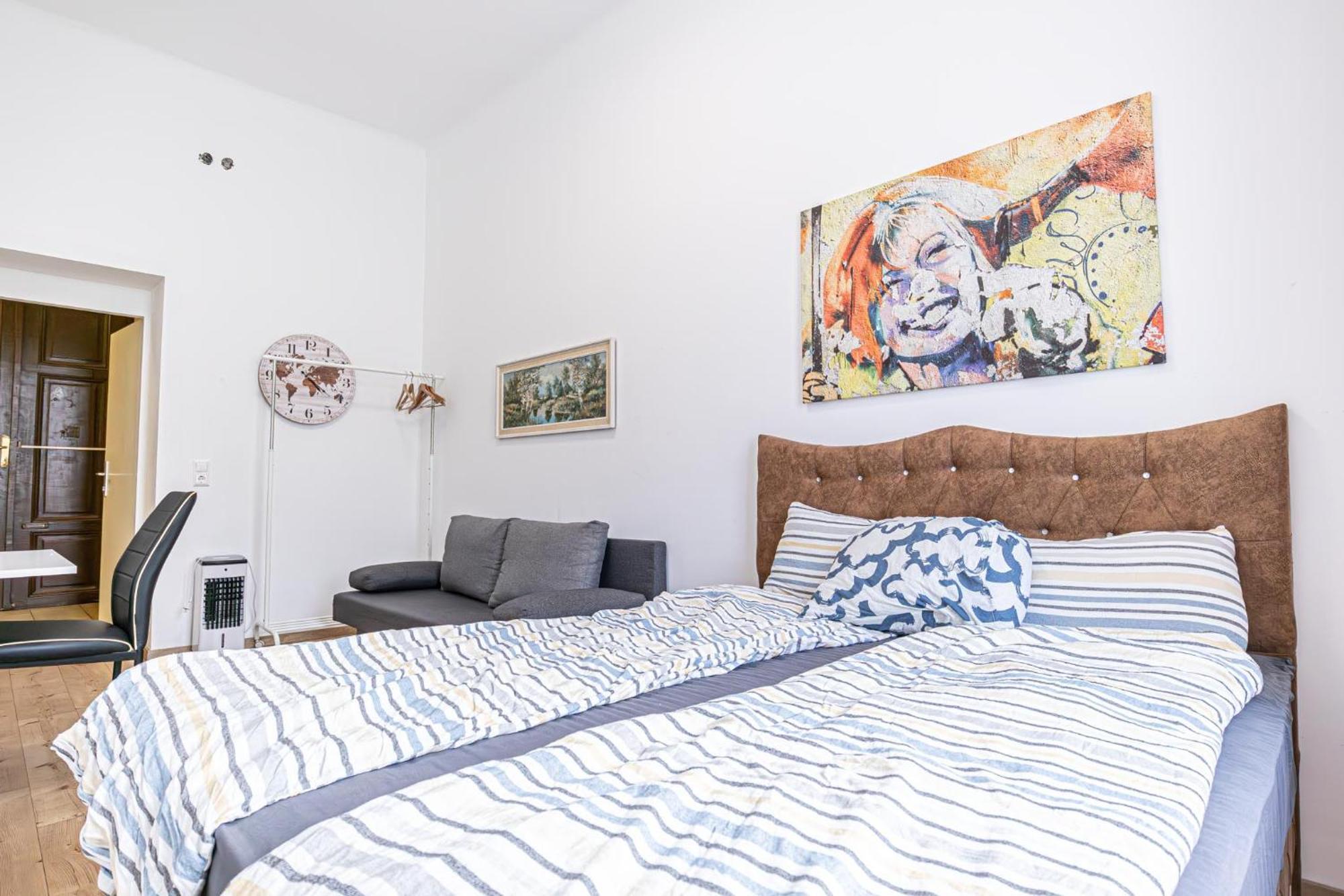 6 Min To Amusement Park - Economy Rooms In Shared Apartment Vienne Extérieur photo