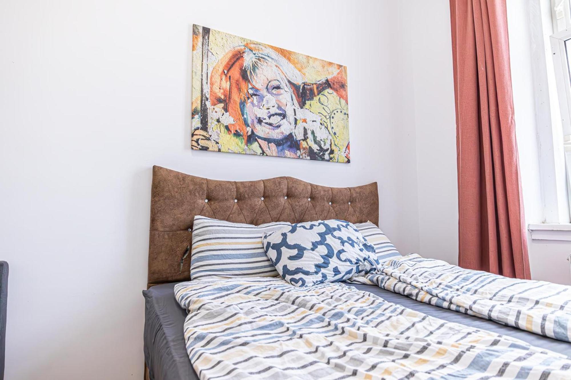 6 Min To Amusement Park - Economy Rooms In Shared Apartment Vienne Extérieur photo