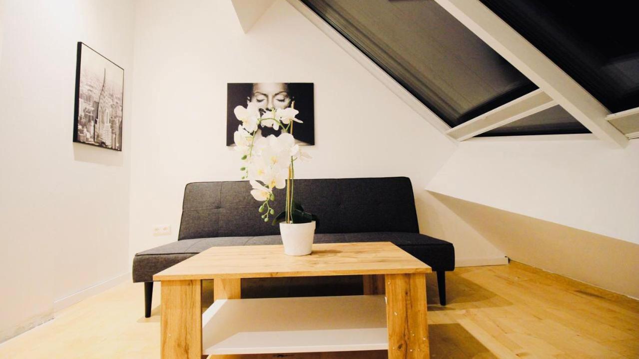 6 Min To Amusement Park - Economy Rooms In Shared Apartment Vienne Extérieur photo