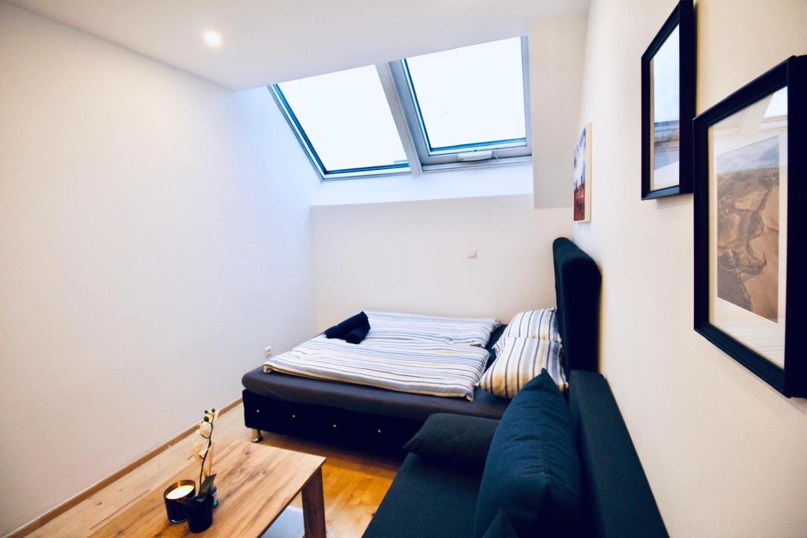 6 Min To Amusement Park - Economy Rooms In Shared Apartment Vienne Extérieur photo