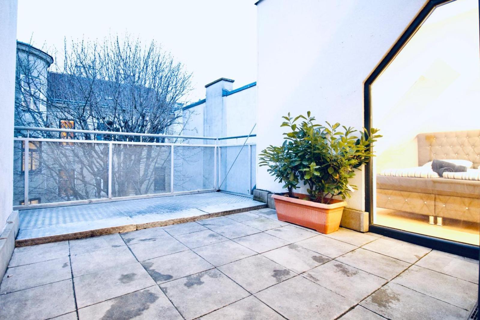 6 Min To Amusement Park - Economy Rooms In Shared Apartment Vienne Extérieur photo